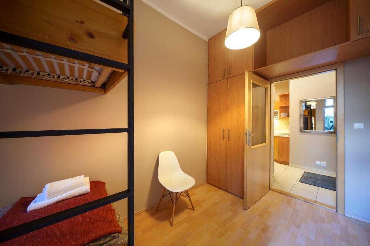 Dlouha Apartment With Balcony Prága Kültér fotó